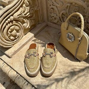 Elegant Woven Sandals/Loafers